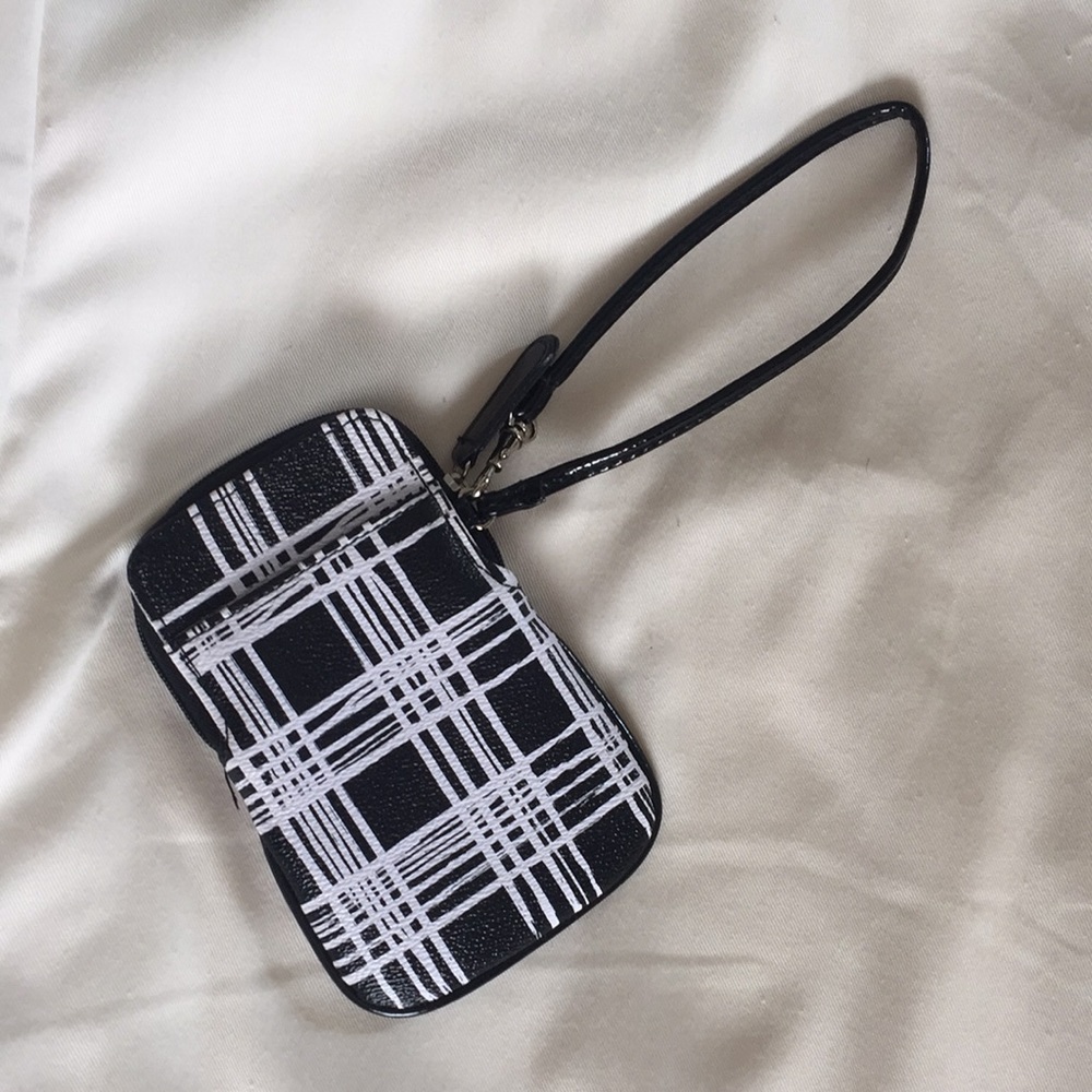 Wallets - Picture 2 of 6
